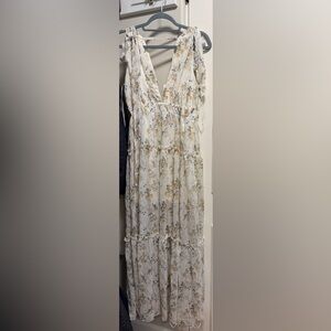 NWT Floral Maxi Dress Small